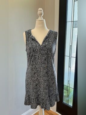 Sleeveless Navy Blue & White Patterned V-Neck Dress by Michael Kors Size Large